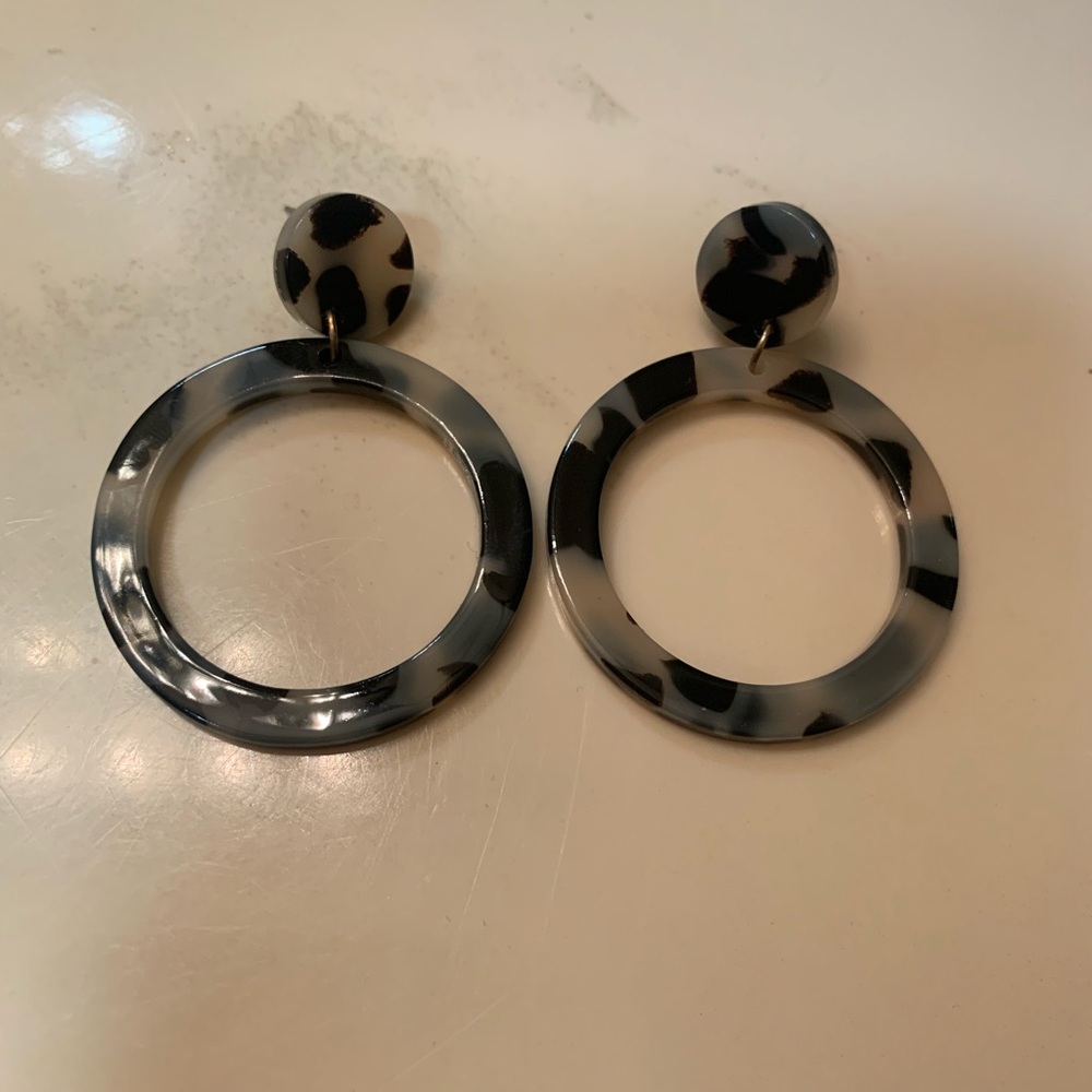 Set of 4 Vintage Earrings / plastic backs - Picture 3 of 6